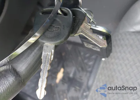 2004 Chevrolet Avalanche 2500 from USA, damaged, VIN 3GNGK22G84G139607